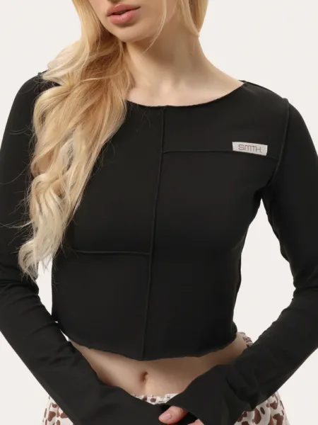 Longsleeve skrócony z zewnętrznymi szwami - Czarny