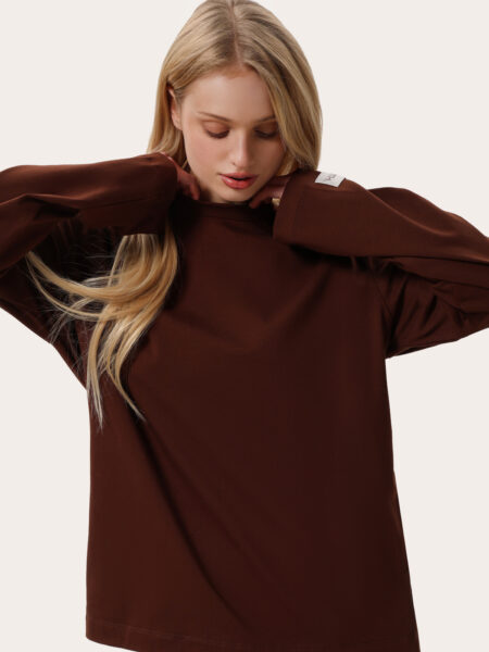 Top oversize z długim rękawem - Czekoladowy